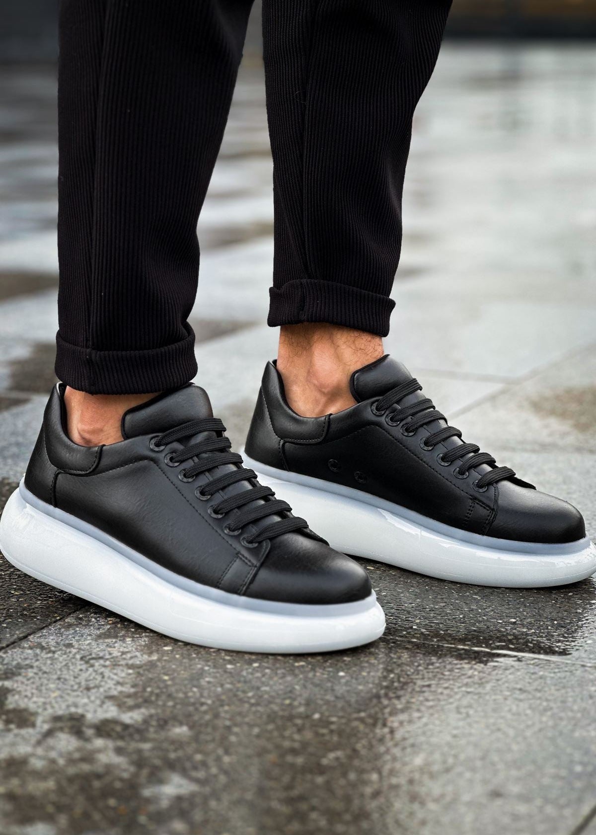 Stark Midnight Contrast Collection casual sneaker in black by Apollo Moda, view 2