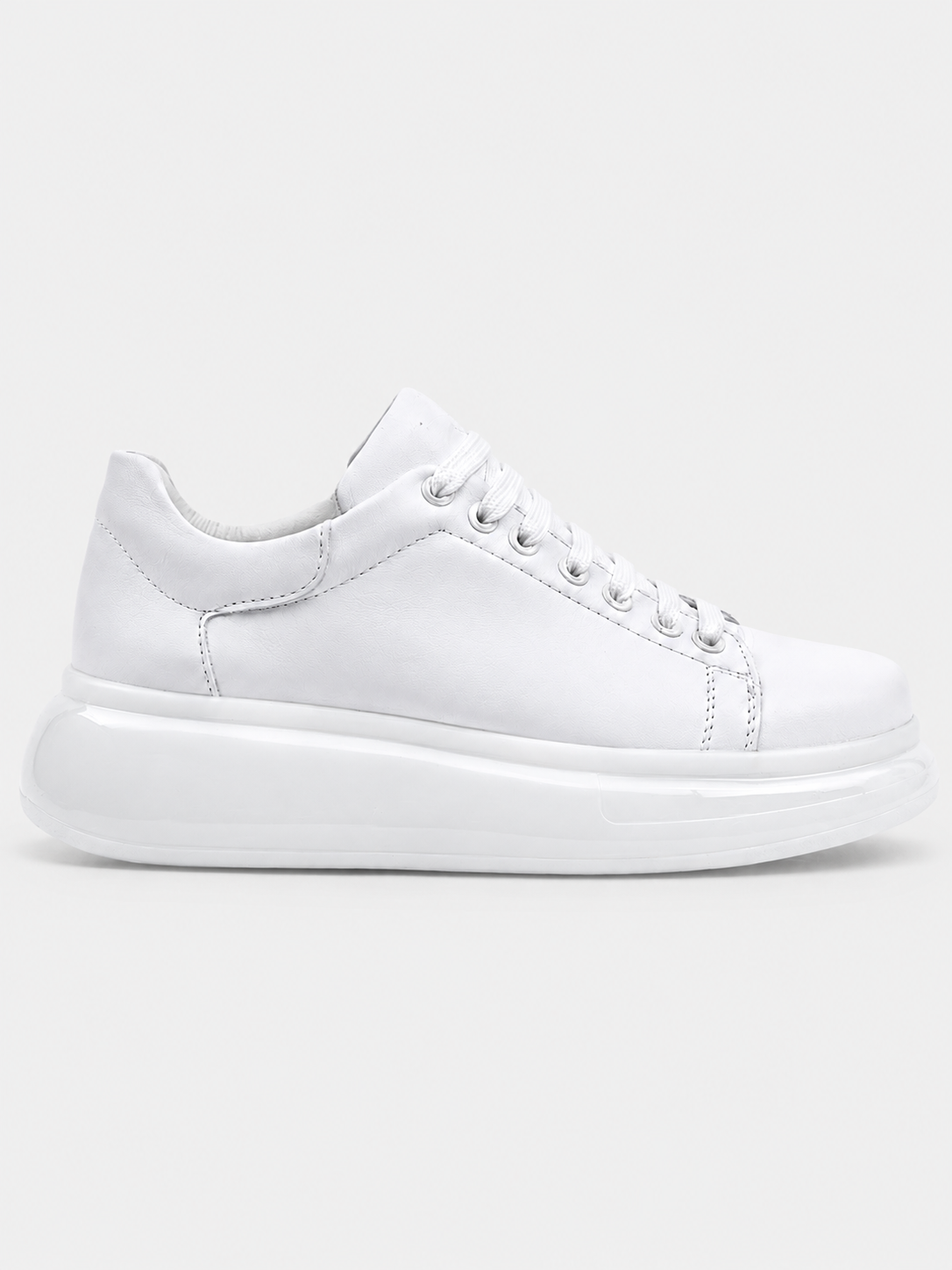 Stark Pure White casual sneaker in white by Apollo Moda